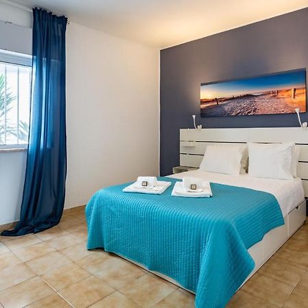 Charming Beachside Apartment W/ Pool By Lovelystay Albufeira Dış mekan fotoğraf