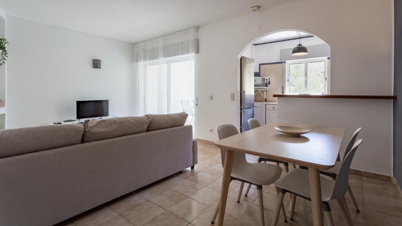 Charming Beachside Apartment W/ Pool By Lovelystay Albufeira Dış mekan fotoğraf